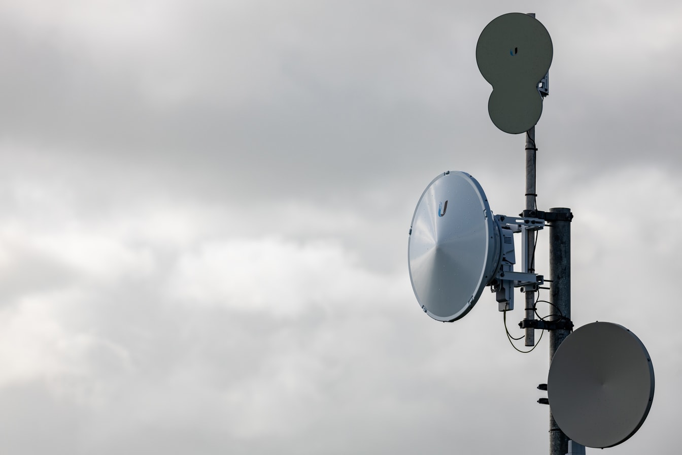 Business-Grade Fixed Wireless | Lightwire Business